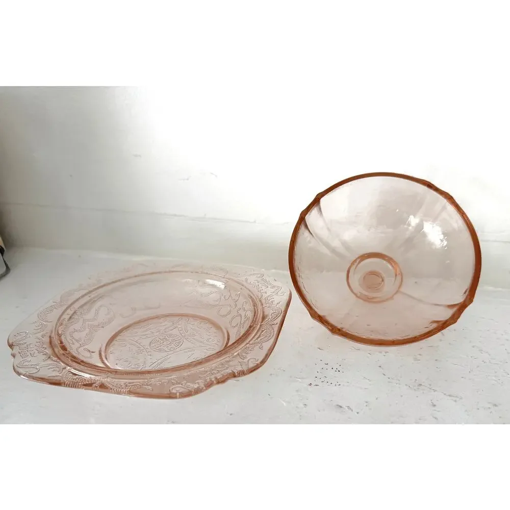 Indiana Glass Pink Recollection Madrid Round Domed Butter Cheese Dish Depression